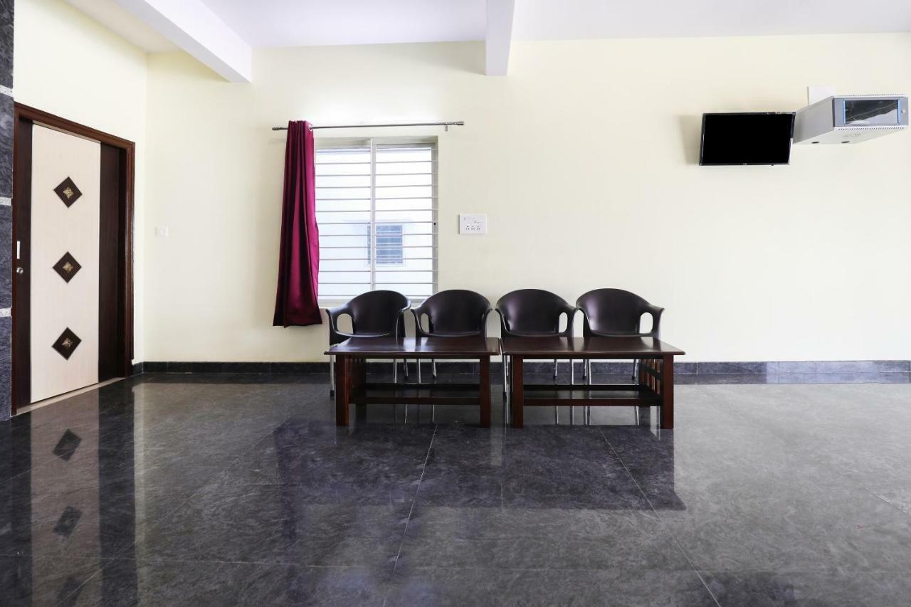 Oyo 33451 Ace Inn Bangalore Eksteriør bilde